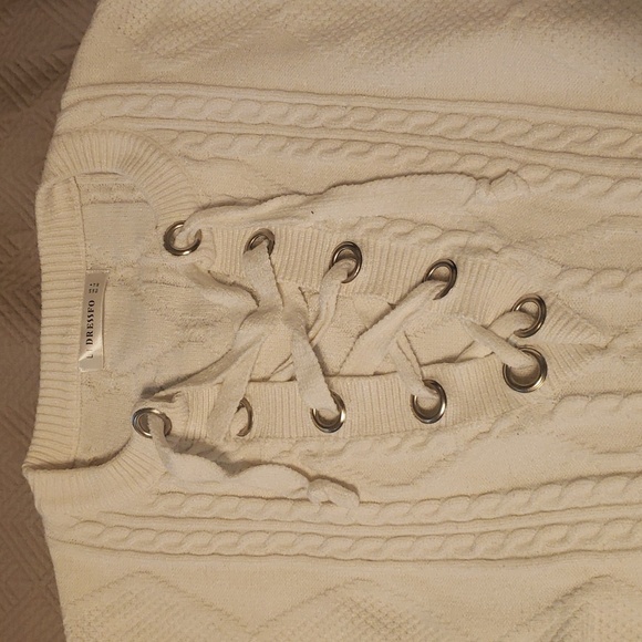 White sweater size L - Picture 2 of 3
